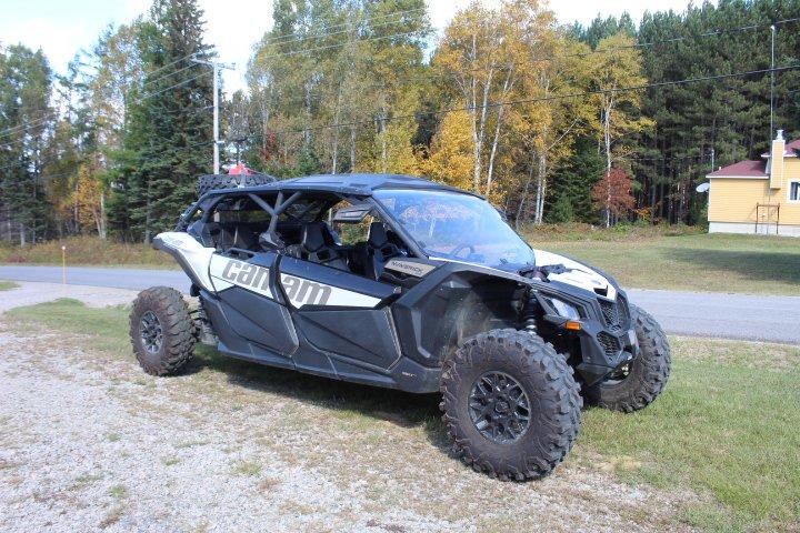 CAN-AM Maverick Max 1000 X3 DS Turbo DPS Gray 2023 - Image 2