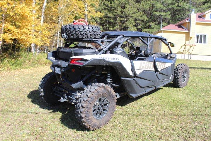 CAN-AM Maverick Max 1000 X3 DS Turbo DPS Gray 2023 - Image 15