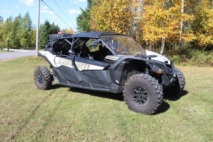 CAN-AM Maverick Max 1000 X3 DS Turbo DPS Gray 2023 - Image 17