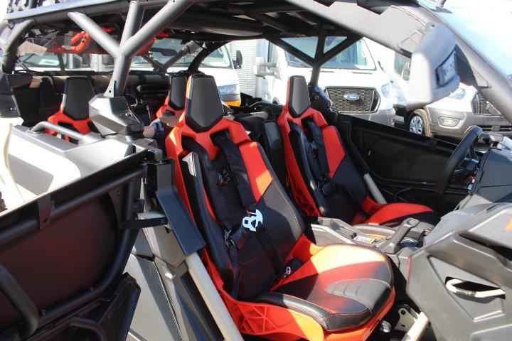 CAN-AM Maverick Max 1000 X3 X ds Turbo RR DPS* 2023 - Image 11