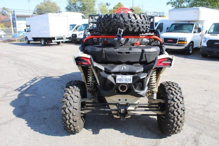 CAN-AM Maverick Max 1000 X3 X ds Turbo RR DPS* 2023 - Image 12