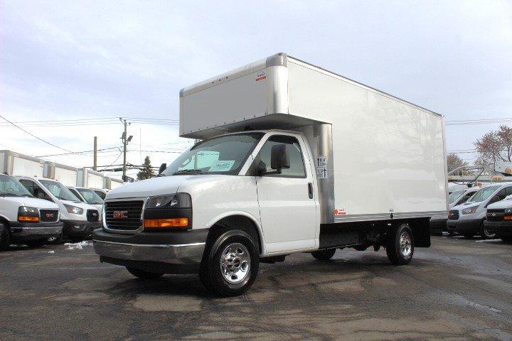 GMC Savana Cargo 2025 - Image 5