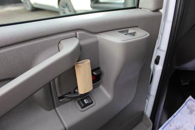 GMC Savana Cargo 2025 - Thumbnail 6