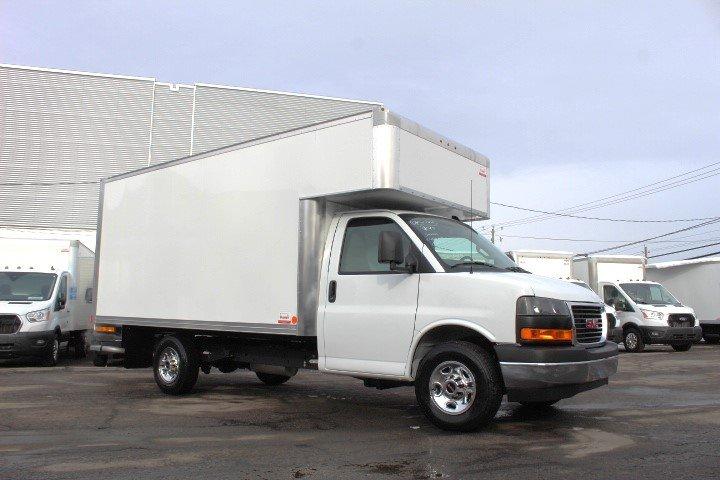 GMC Savana Cargo 2025 - Image 23