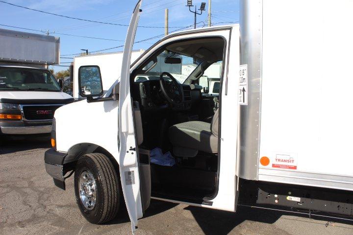 Gmc Savana Cargo 2025 - Image 18