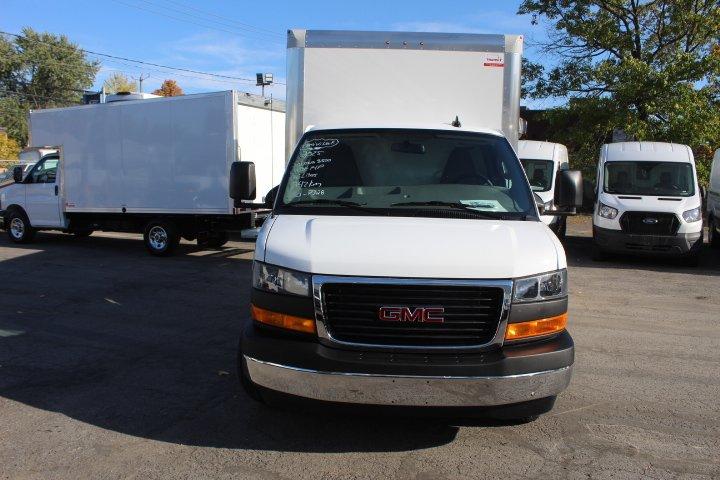 Gmc Savana Cargo 2025 - Image 21