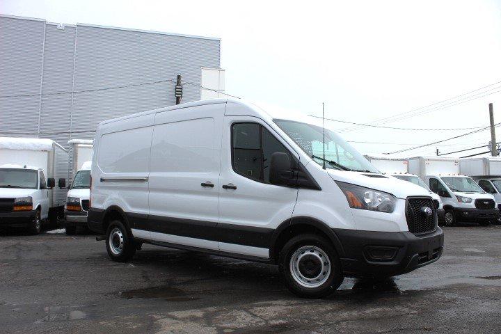 Ford Transit Cargo Van 2022 - Image 18