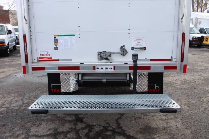 Gmc Savana Cargo 2025 - Image 6