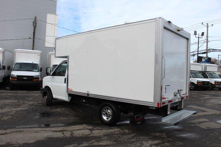 Gmc Savana Cargo 2025 - Image 18