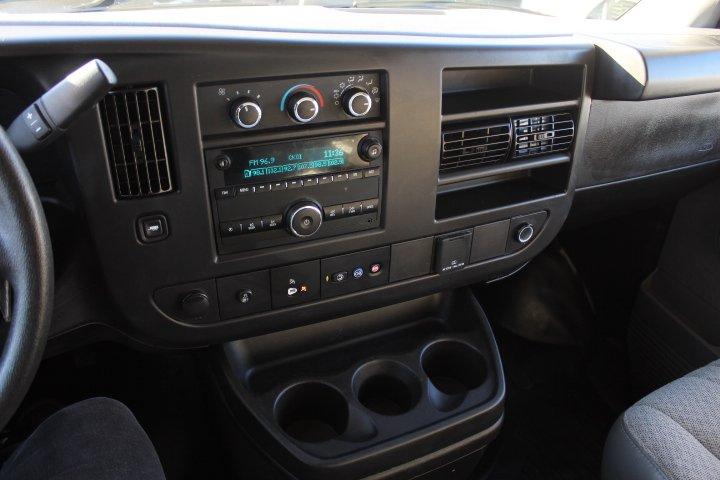 Chevrolet Express Cargo 2024 - Image 7