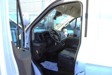Ford Transit Cargo Van 2024 - Thumbnail 5