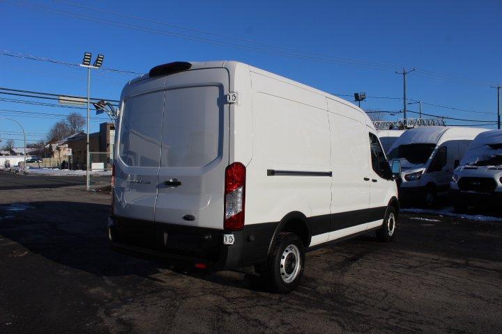 Ford Transit Cargo Van 2024 - Image 14