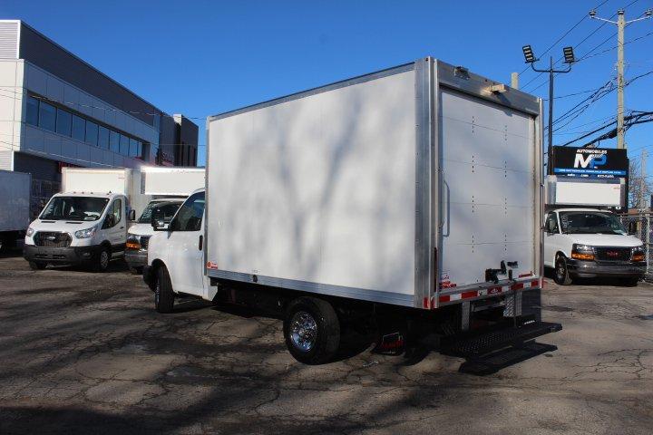 Chevrolet Express Cutaway 2022 - Image 20