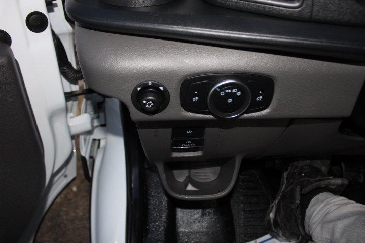 Ford Transit Cargo Van 2023 - Image 10