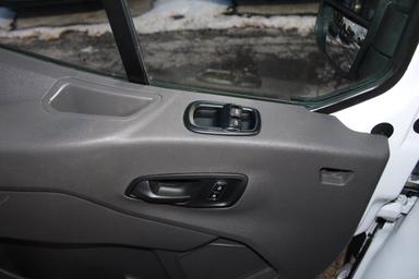 Ford Transit Cargo Van 2023 - Thumbnail 11