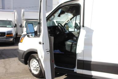 Ford Transit Cargo Van 2023 - Thumbnail 7