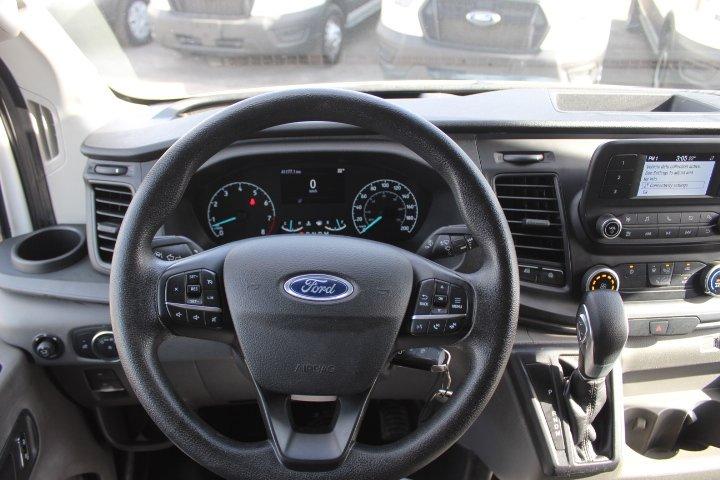 Ford Transit Cargo Van 2023 - Image 10