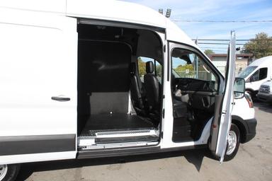 Ford Transit Cargo Van 2023 - Thumbnail 14