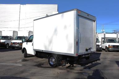 Gmc Savana Cargo 2020 - Thumbnail 2