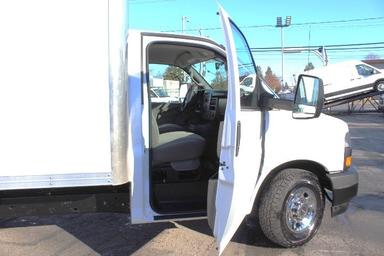 Gmc Savana Cargo 2020 - Thumbnail 13