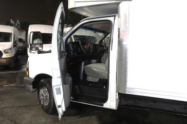 Gmc Savana Cargo 2013 - Thumbnail 7