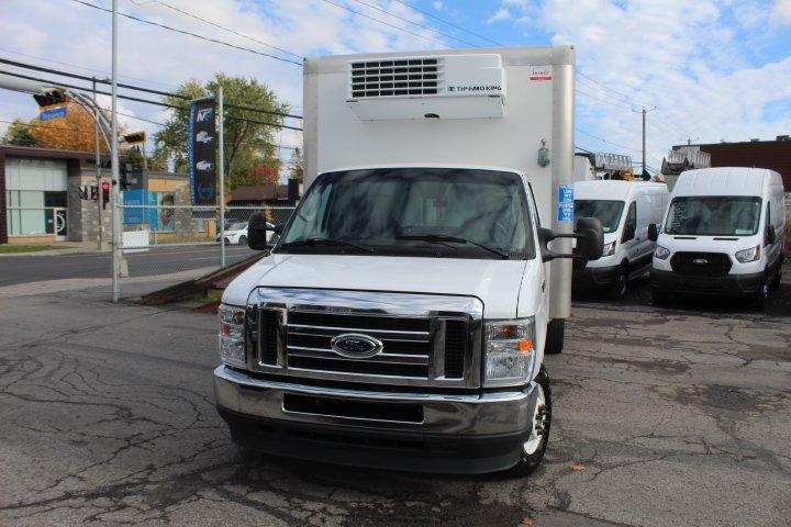 Ford Econoline 2022 - Image 19