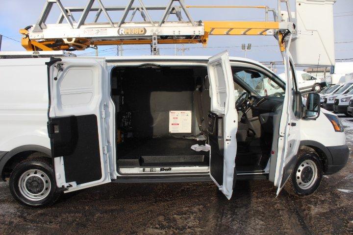 Ford Transit Cargo Van 2018 - Image 4