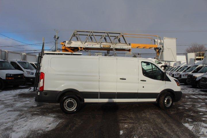 Ford Transit Cargo Van 2018 - Image 11