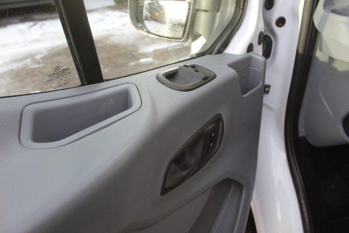Ford Transit Cargo Van 2018 - Image 15