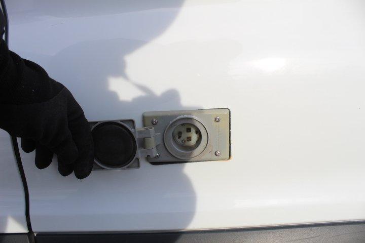 Ford Transit Cargo Van 2018 - Image 18