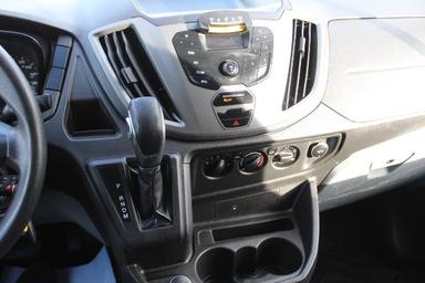 Ford Transit Cargo Van 2018 - Thumbnail 9