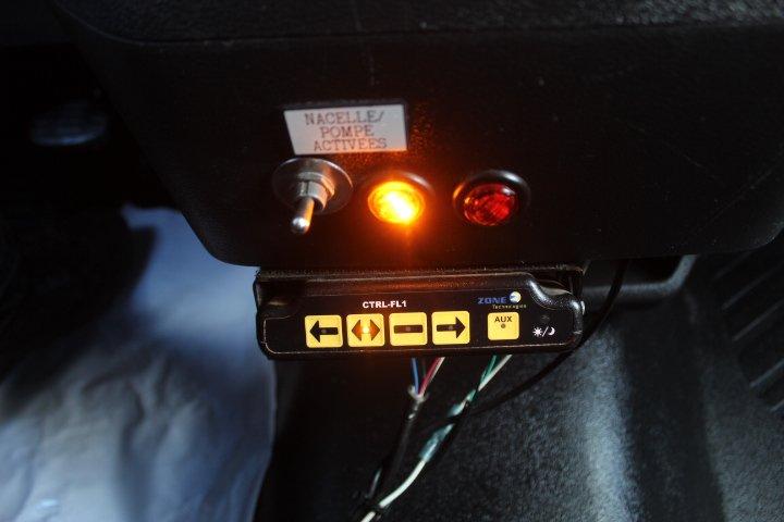 Ford Transit Cargo Van 2018 - Image 11