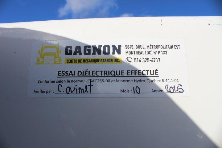 Ford Transit Cargo Van 2018 - Image 13