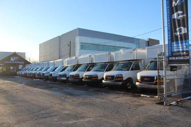 Ford Transit Cargo Van 2021 - Thumbnail 28