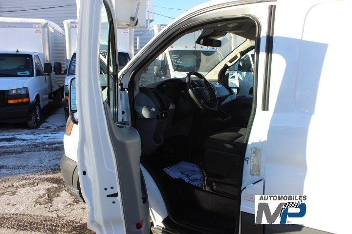 Ford Transit Cargo Van 2017 - Image 7