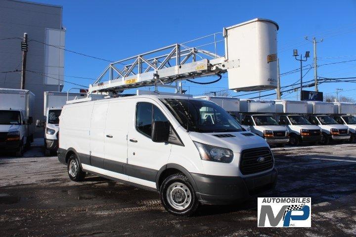 Ford Transit Cargo Van 2017 - Image 18