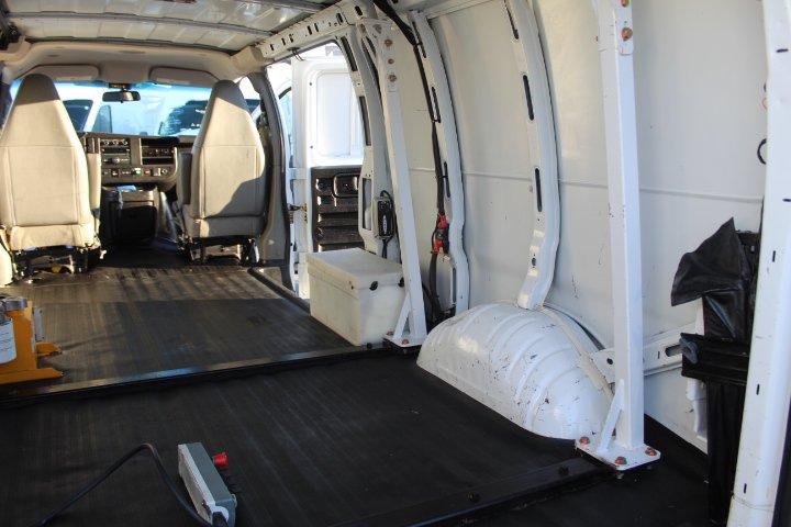 Gmc Savana 2019 - Image 25