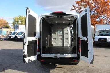 Ford Transit Cargo Van 2024 - Thumbnail 8