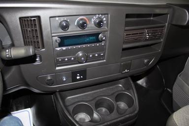 Gmc Savana Cargo 2018 - Thumbnail 2