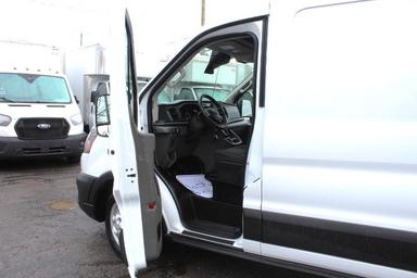 Ford Transit Cargo Van 2022 - Thumbnail 13