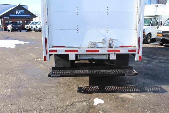 Ford Transit Cargo Van 2021 - Image 20