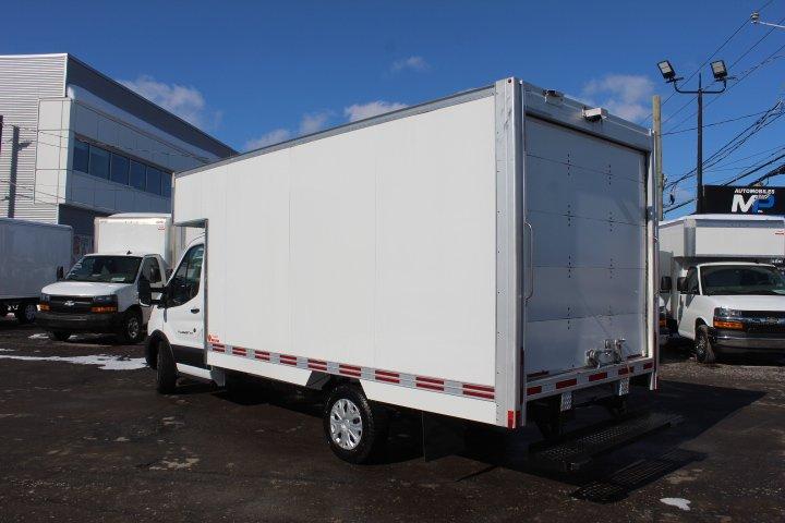 Ford Transit Cargo Van 2021 - Image 3