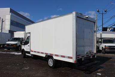 Ford Transit Cargo Van 2021 - Thumbnail 3