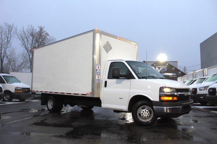 Chevrolet Express Cutaway 2019 - Image 18