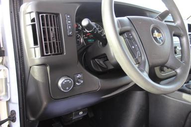 Chevrolet Express Cargo 2022 - Thumbnail 10