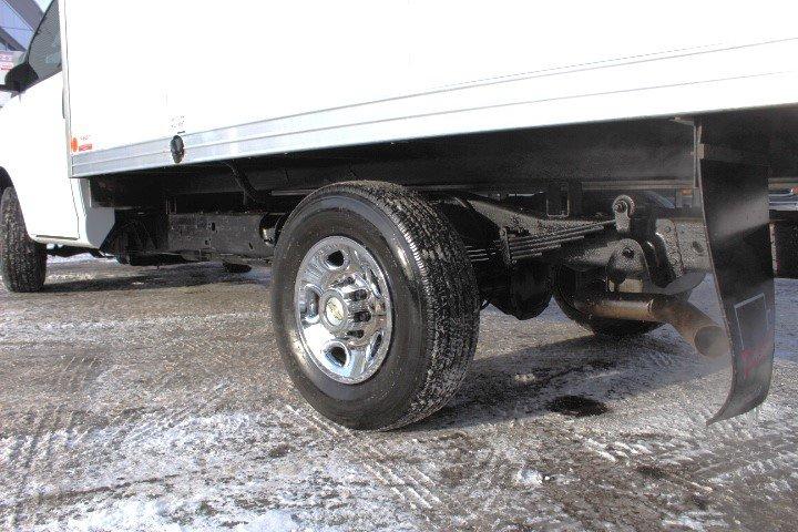 Chevrolet Express Cargo 2022 - Image 14