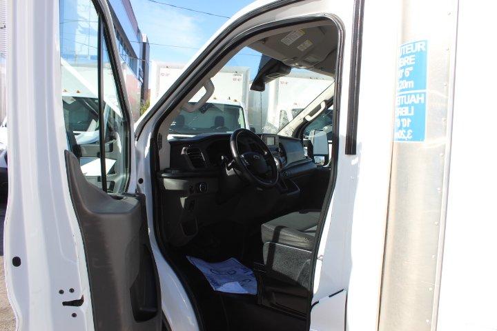 Ford Transit Cargo Van 2021 - Image 5