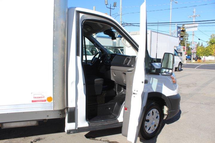 Ford Transit Cargo Van 2021 - Image 12
