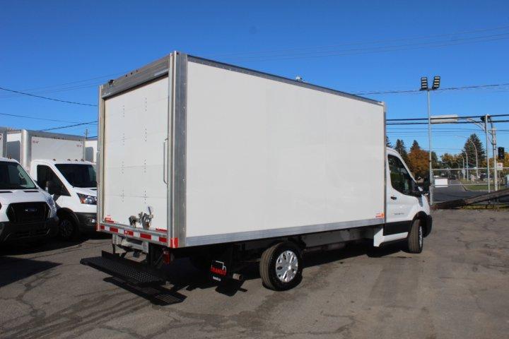 Ford Transit Cargo Van 2021 - Image 17