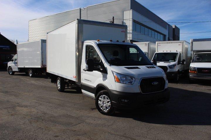 Ford Transit Cargo Van 2021 - Image 18